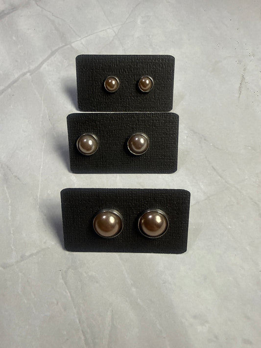 Champagne Stud Earrings