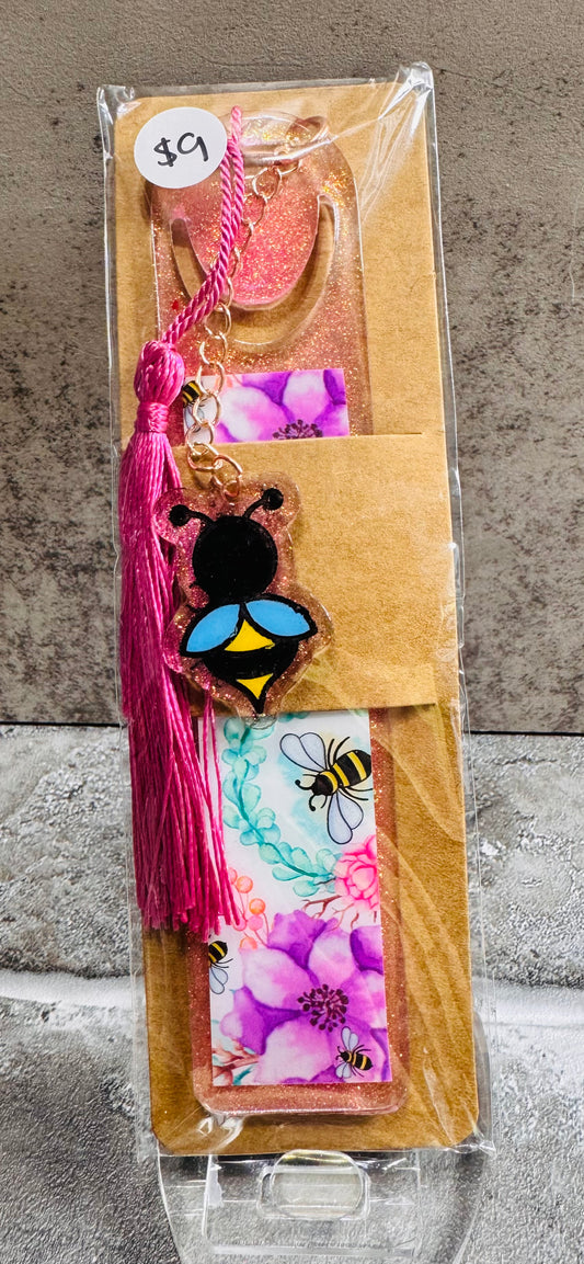 Acrylic Bookmark Floral with Bee Charm v1