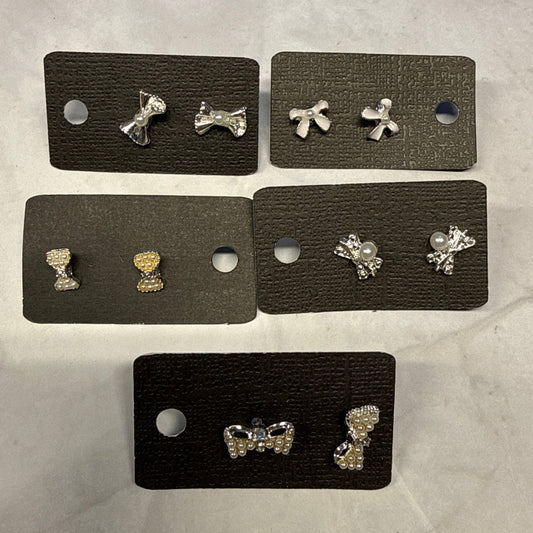 Pearl Bow Stud Earring