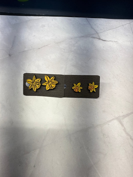 Daffodil Stud Earring