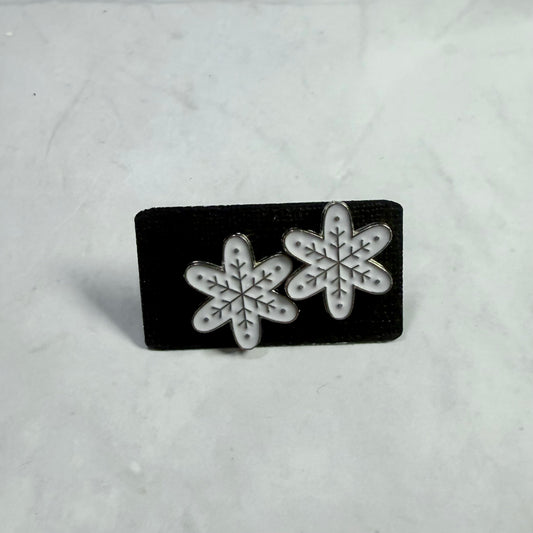 White Snowflake Stud Earring V4