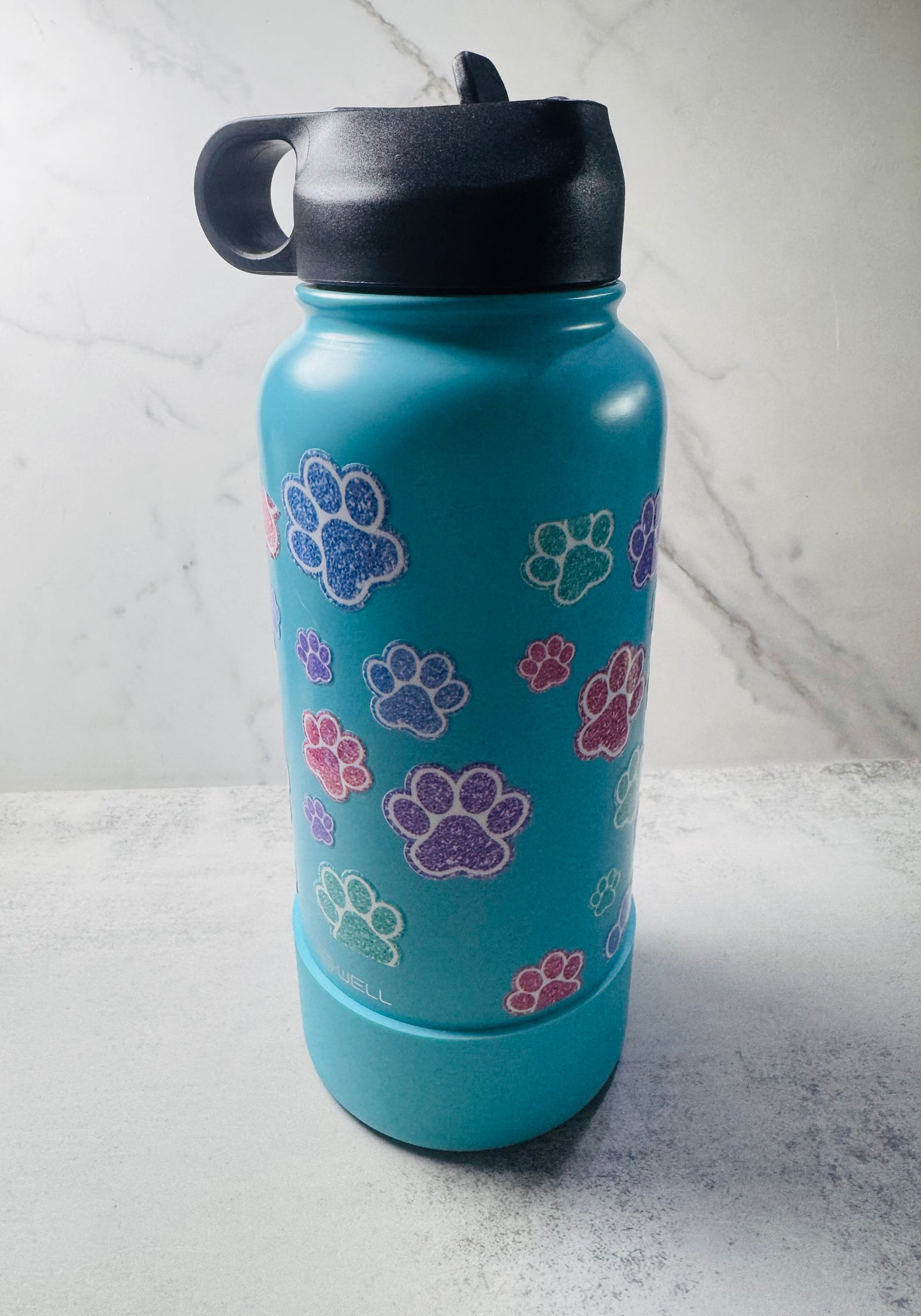 Glitter Paw Prints on 32oz hydrosport