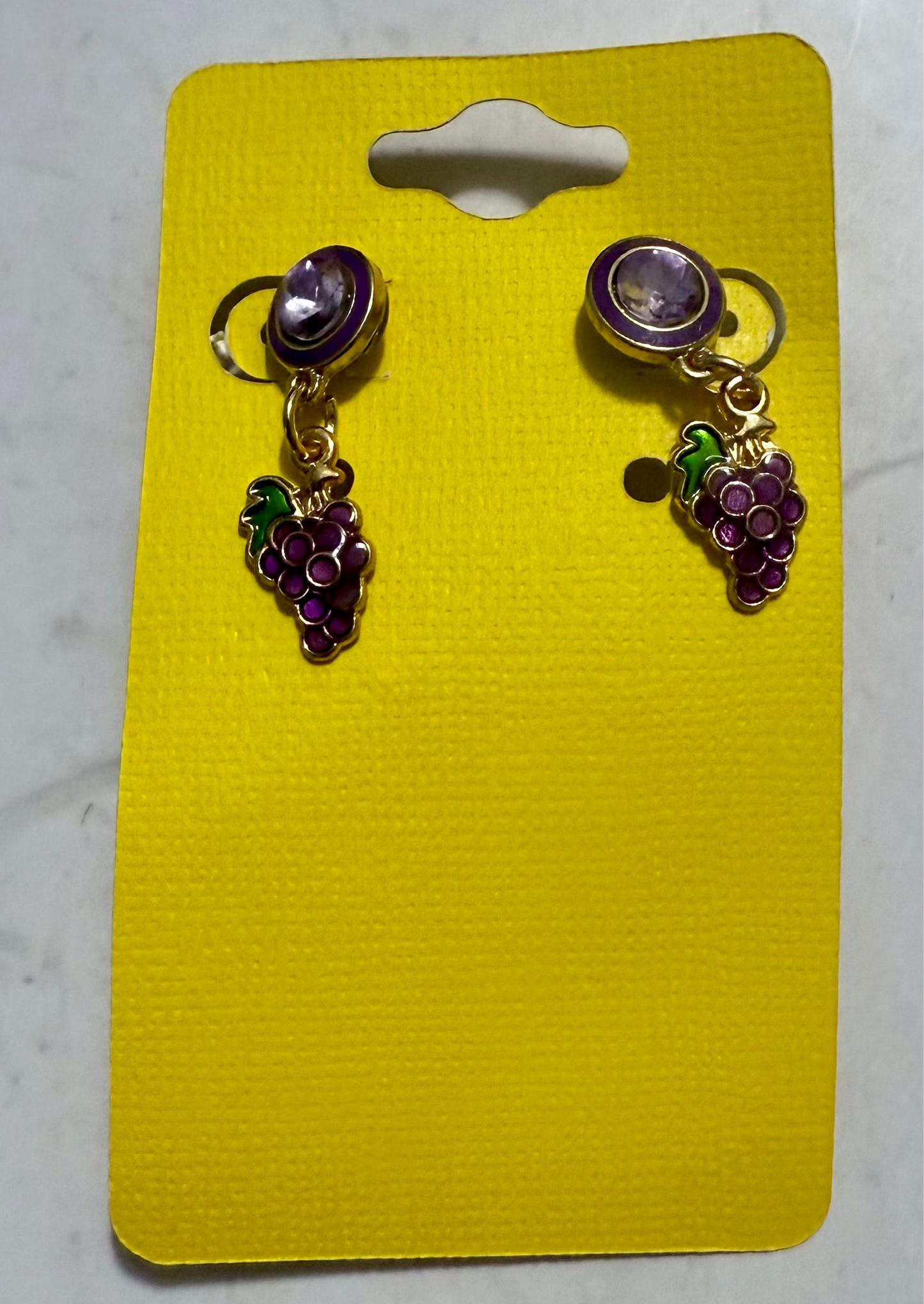 Grape Dangle