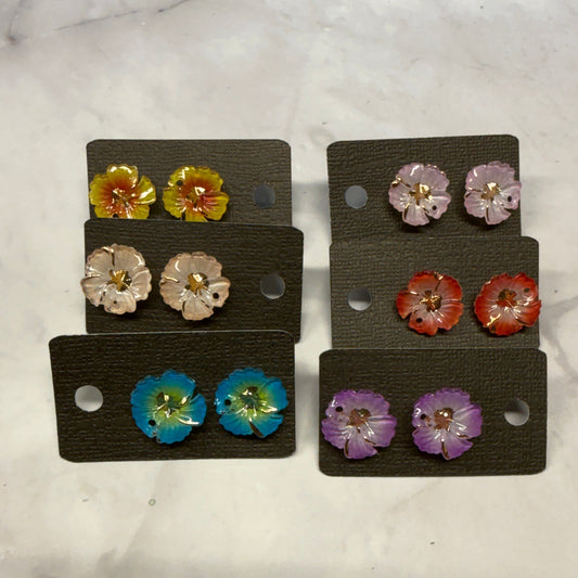 Ombre Flower Stud Earring