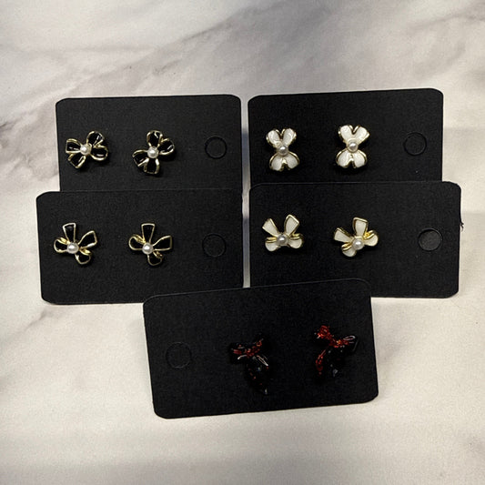 Pearl Bow Stud Earring