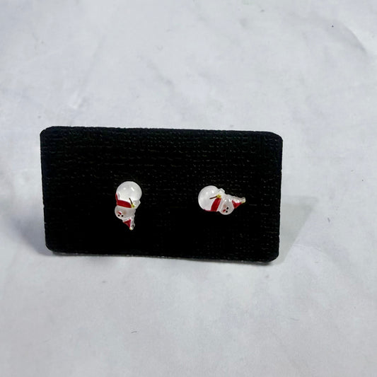 Tiny Snowman Resin Stud Earring V1
