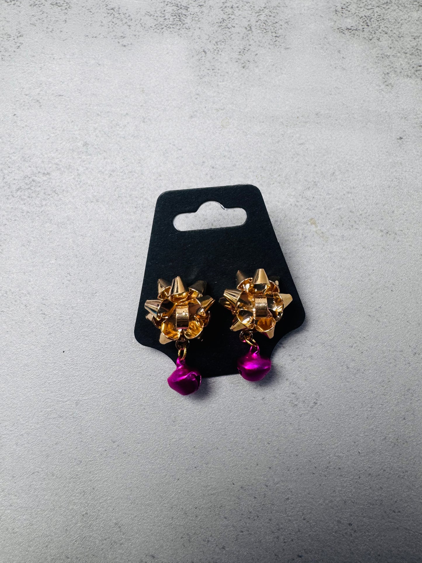 Gold Xmas Bow w/Pink Jingle Bell Dangle