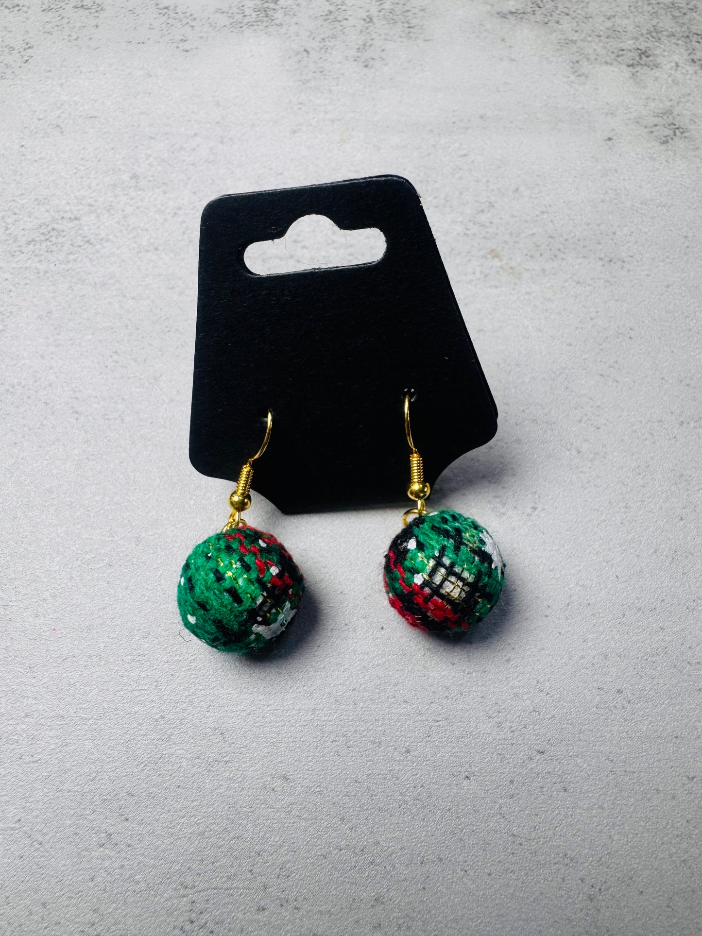 Green Knit Xmas Ornament on Hook Dangle